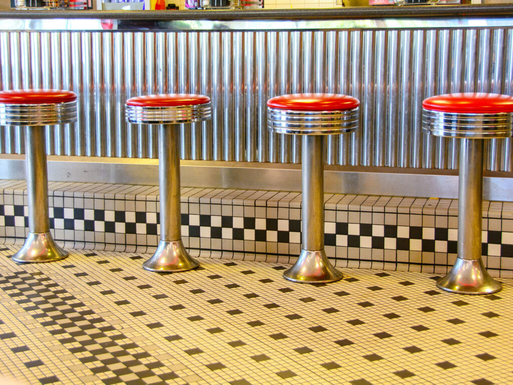 retro diner style and vintage diner fashion